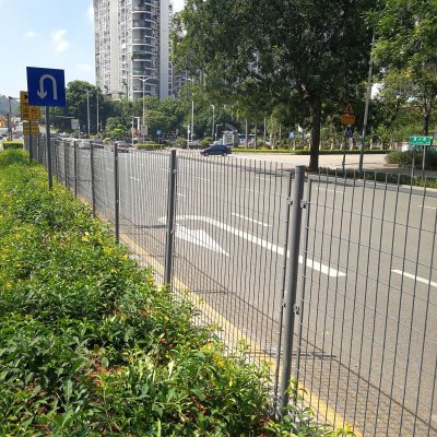 镀锌钢板网护栏